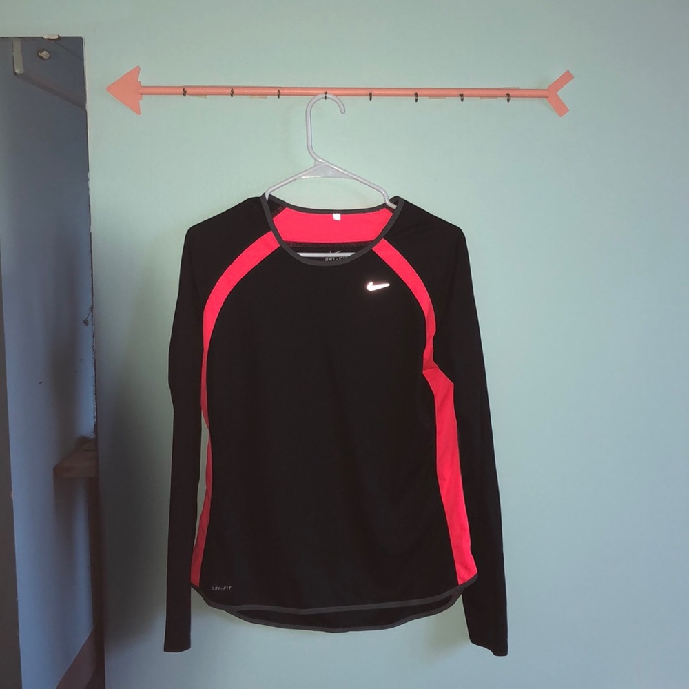 Nike Dry Fit Large Long Sleeve Top